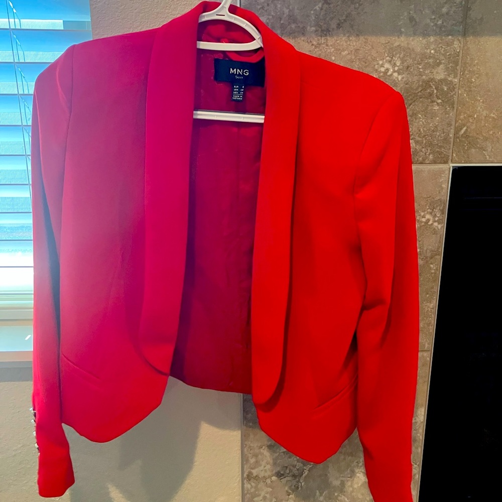 Vintage Mng suit jacket size XS for women in cherry red
